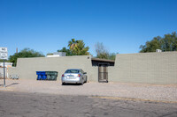 3451 N Flowing Wells Rd in Tucson, AZ - Foto de edificio - Building Photo