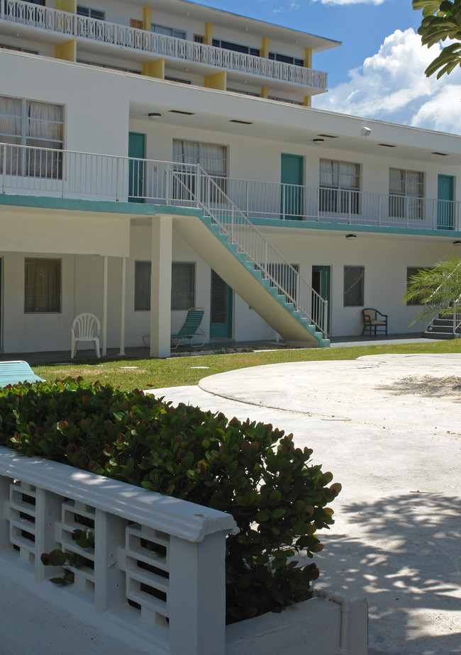 3048 Harbor Dr in Fort Lauderdale, FL - Foto de edificio - Building Photo