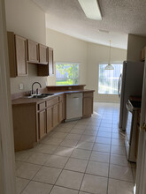 2704 Corybrooke Ln in Kissimmee, FL - Building Photo - Building Photo