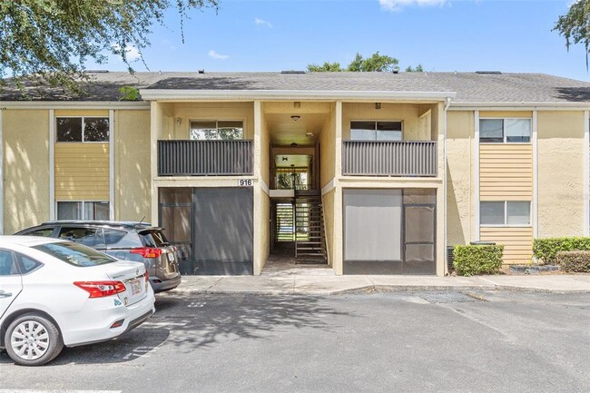 916 Lake Destiny Rd in Altamonte Springs, FL - Building Photo - Building Photo