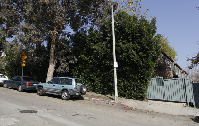 1812 Ivar Ave in Los Angeles, CA - Foto de edificio - Building Photo