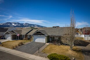 807 Nebula St in Livingston, MT - Building Photo