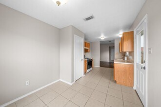 14239 Brunswick Point Ln in Houston, TX - Building Photo - Building Photo
