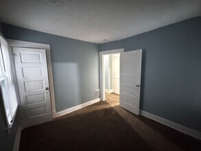 1032 E 145th St in Cleveland, OH - Building Photo - Building Photo