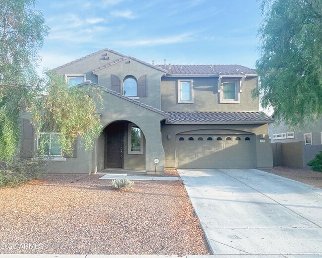 property at 1121 E Regent Dr