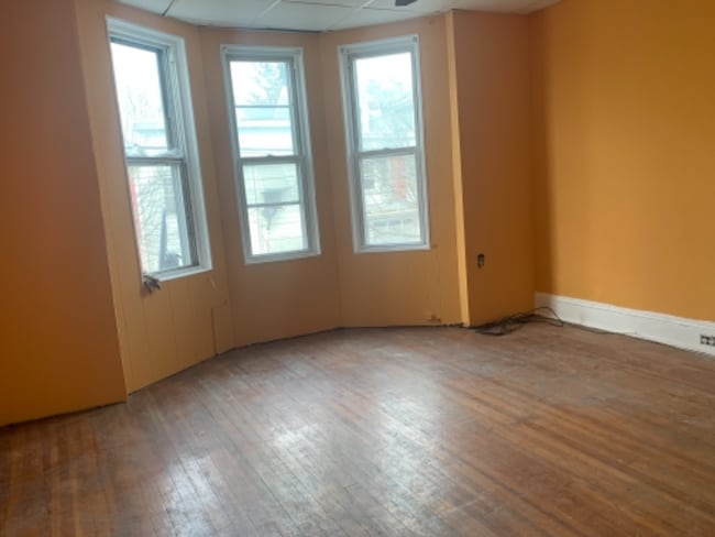 403 Liberty St in Trenton, NJ - Building Photo - Building Photo