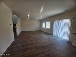 4381 Misty Woods Wy in Sparks, NV - Building Photo - Building Photo