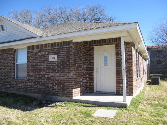 property at 1563 Greenwood Rd