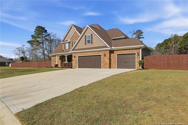 206 Leland Ln in Raeford, NC - Building Photo - Building Photo