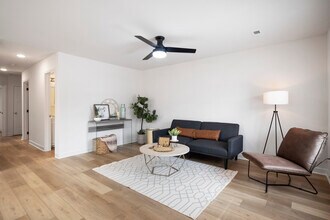 7221 Howard Bennett Way in Knoxville, TN - Building Photo - Building Photo