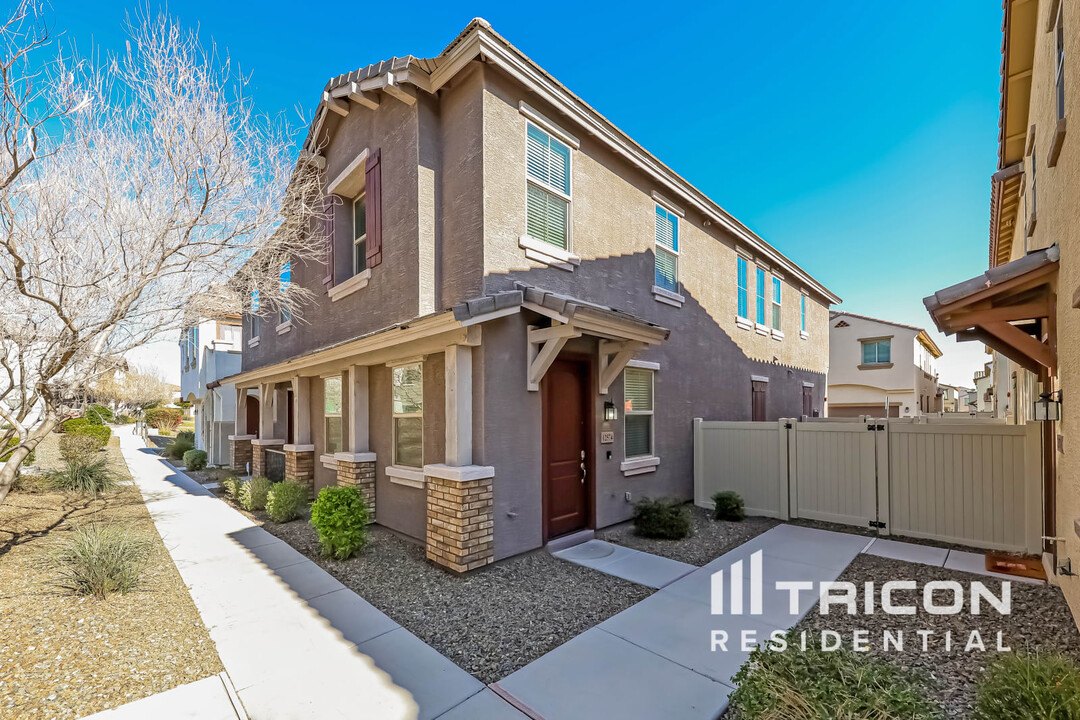 12574 W Steed Ridge in Peoria, AZ - Building Photo