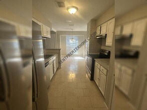 403 Mistywood Dr in Houston, TX - Building Photo - Building Photo