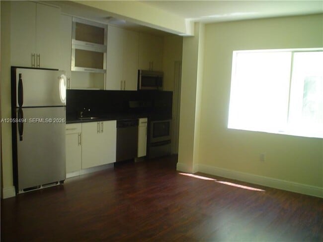 property at 2931 Sheridan Ave