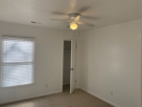 4307 Manchester Ln in Chesapeake, VA - Building Photo - Building Photo