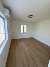 1123 N 17th Ct in Hollywood, FL - Building Photo - Building Photo