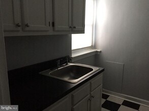 1724 N Quinn St in Arlington, VA - Building Photo - Building Photo