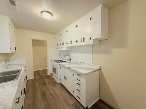 2559 Ballantyne Dr in Merced, CA - Building Photo - Building Photo