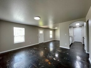 3001 9th St in Port Arthur, TX - Building Photo - Building Photo