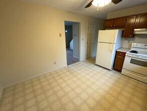 253 Ark Dr in Dallastown, PA - Building Photo - Building Photo