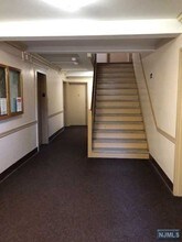 3091 Edwin Ave-Unit -2D in Fort Lee, NJ - Building Photo - Building Photo