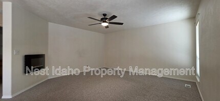 2735 S Spring Bar Way in Meridian, ID - Building Photo - Building Photo