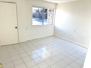 4207 Cumberland Ave in Los Angeles, CA - Building Photo - Building Photo