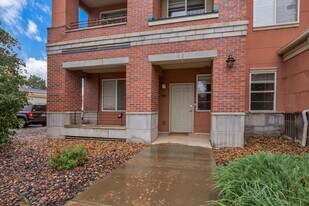 4100 Albion St in Denver, CO - Building Photo