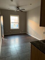 2066 E Pacific St in Philadelphia, PA - Building Photo