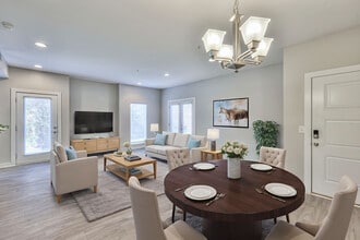 The Lofts at Rose Monte Townhomes in Nashville, TN - Foto de edificio - Building Photo