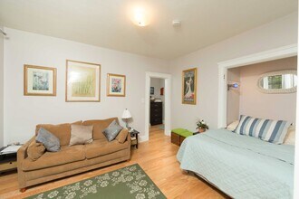 185 Chestnut Hill Ave, Unit 6 in Boston, MA - Building Photo - Building Photo