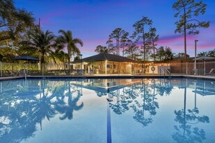 Palm Court at Wellington Apartments in Wellington, FL - Building Photo