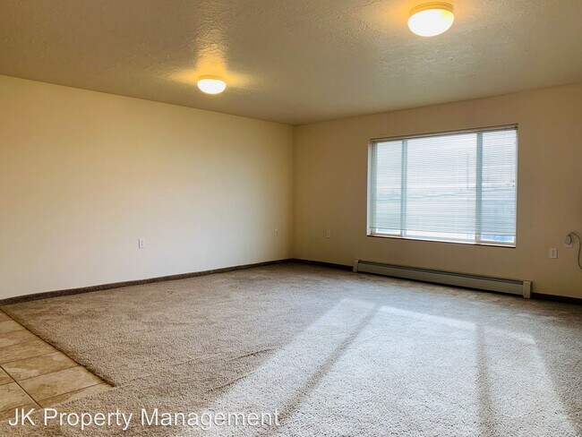 5112 4th Ave N in Great Falls, MT - Building Photo - Building Photo