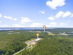 725 J D Miller Rd in Santa Rosa Beach, FL - Building Photo - Building Photo