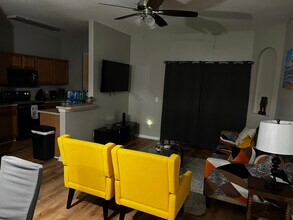 121 Napoli Dr in Davenport, FL - Building Photo - Building Photo