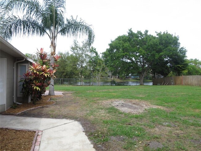 11500 Vega Ct in Orlando, FL - Building Photo - Building Photo