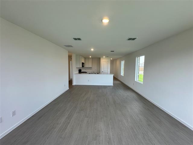 5100 Valhalla Dr in Ennis, TX - Building Photo - Building Photo