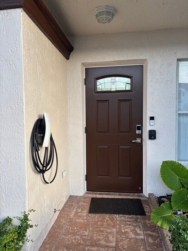 12504 NW 11th Ln in Miami, FL - Building Photo - Building Photo