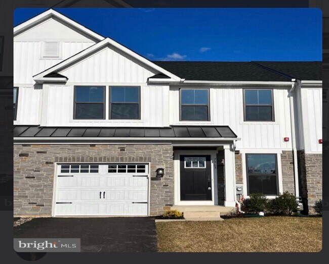 7963 Milltown Cir Rentals in Cheltenham, PA