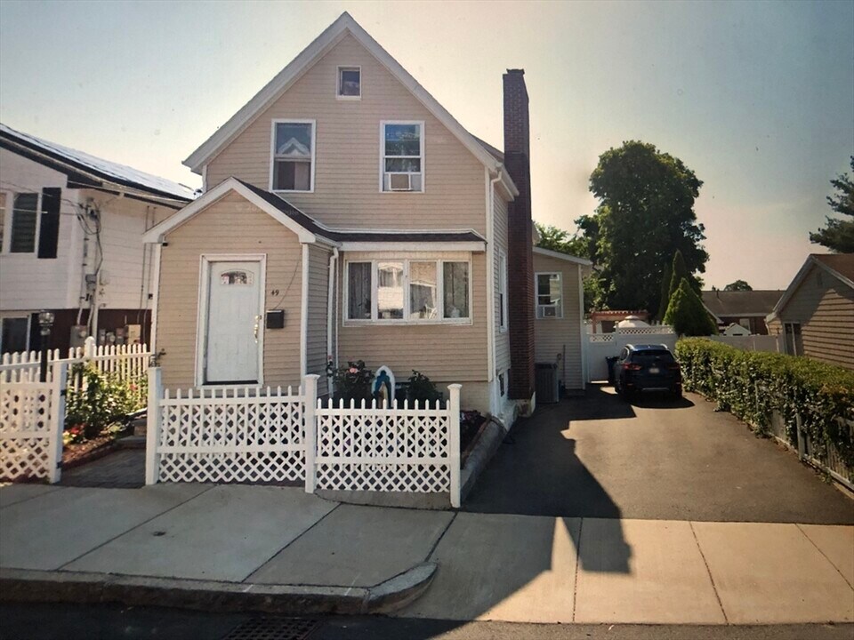 49 Furness St in Revere, MA - Building Photo