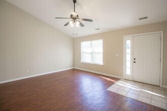 1880 Field St in Columbia, MO - Building Photo - Building Photo