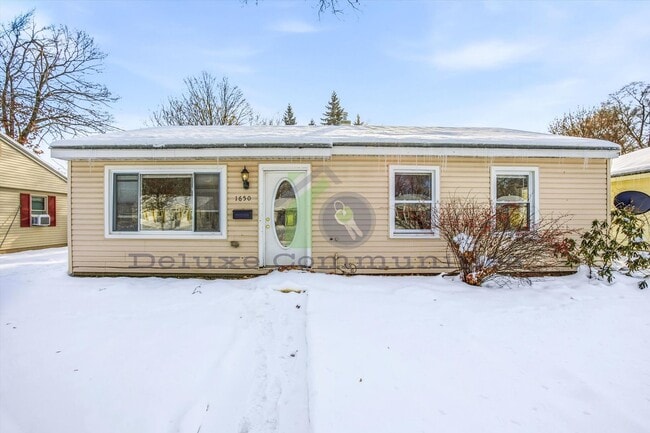 property at 1650 Matilda St NE