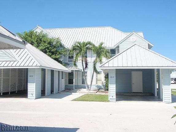 Peary Court in Key West, FL - Foto de edificio - Building Photo