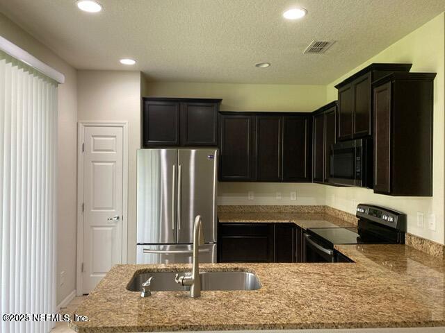7022 Berrybrook Dr in Jacksonville, FL - Building Photo - Building Photo