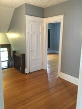 1115 Monroe Ave, Unit 2 in Rochester, NY - Foto de edificio - Building Photo