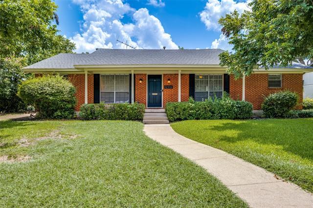 12332 Brookmeadow Ln in Dallas, TX - Building Photo - Building Photo