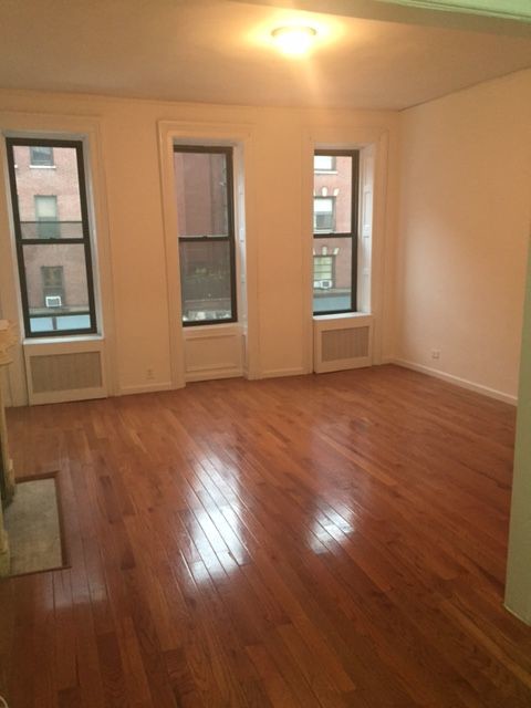 1109 Lexington Ave in New York, NY - Building Photo