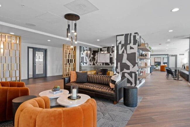 360 East South Water Street in Chicago, IL - Building Photo - Building Photo