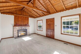 740 Laurel Ave in Burlingame, CA - Building Photo - Building Photo