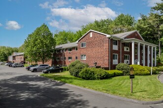 Hathaway Farms in Northampton, MA - Building Photo - Building Photo