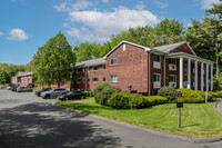 Hathaway Farms in Northampton, MA - Foto de edificio - Building Photo